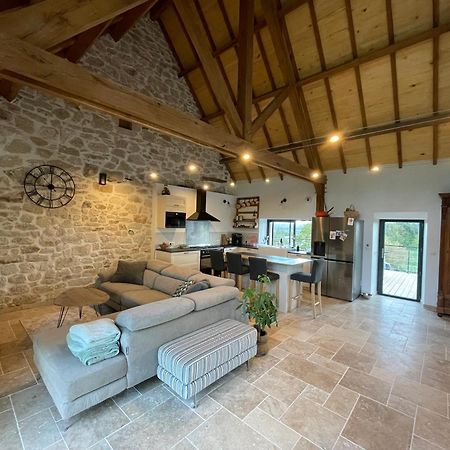 Villa Ancienne Grange Renovee En Xaintrie Hautefage Exterior foto